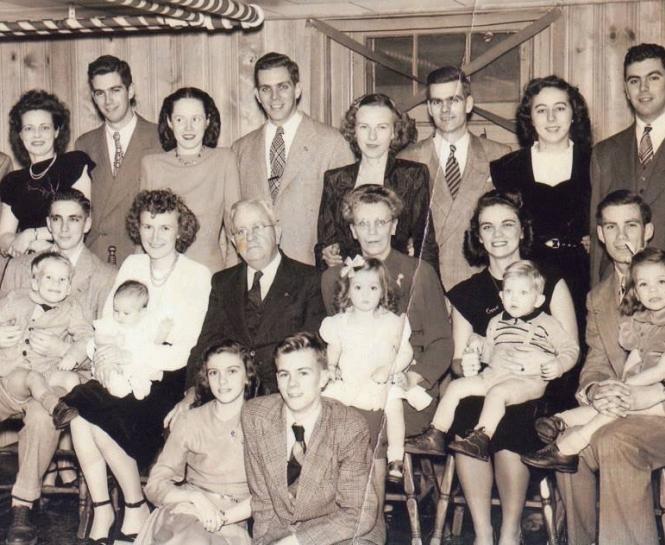 Black and White Portrait of the Murray family